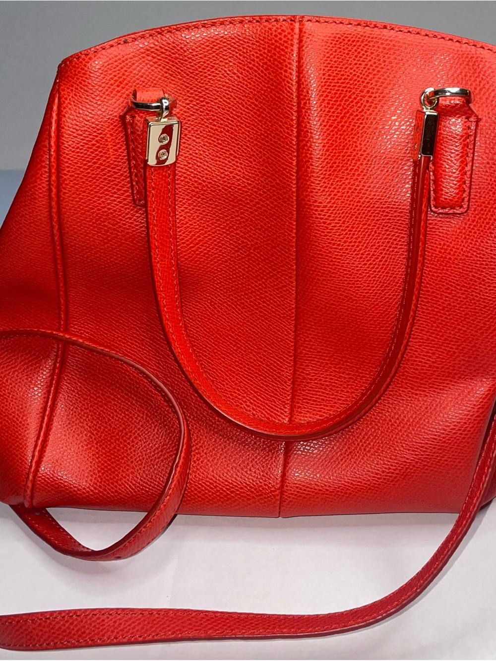 Authentic Coach Small Kelsey Pebble Leather Satchel Red Crossbody - Picture 3 of 6